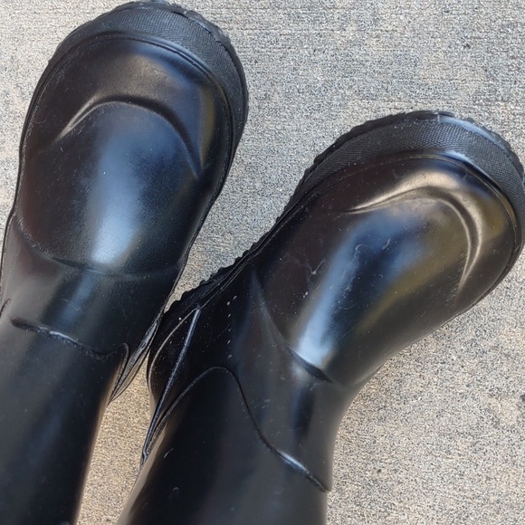 Bogs Youth Size 9 Black Waterproof Rainboots - Picture 16 of 16